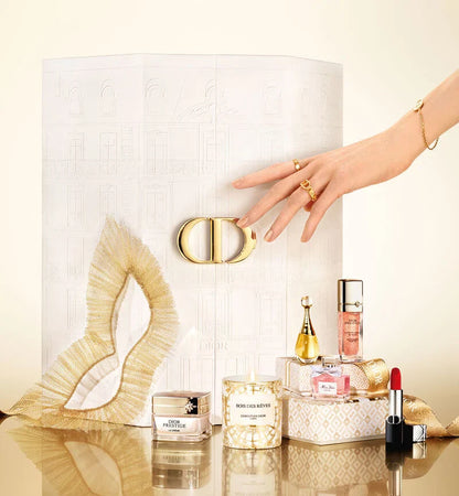 Calendario de Adviento Dior 30 Montaigne 2024
