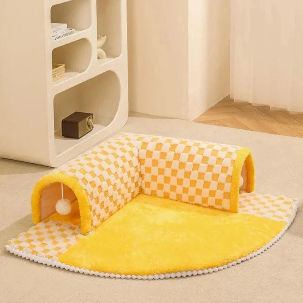 Túnel de alfombra para gatos